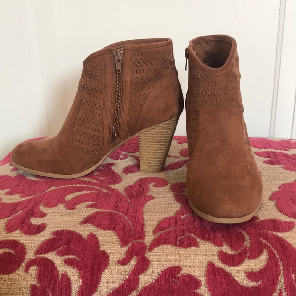 Nine West suede ankle booty
